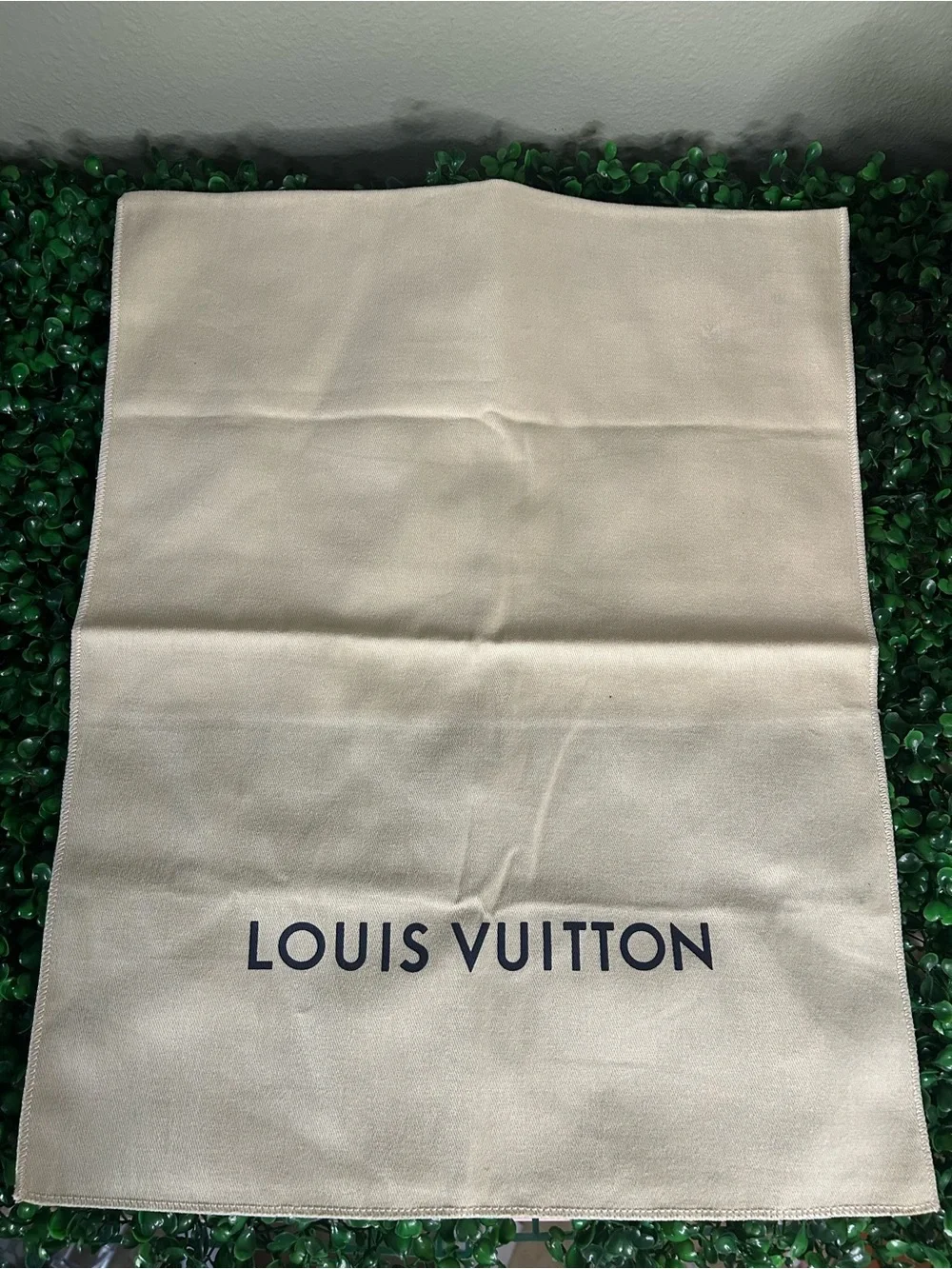 Louis Vuitton Beige Cotton Dust Bag Sleeve 15.5” x 15.5” Authentic Storage Cover